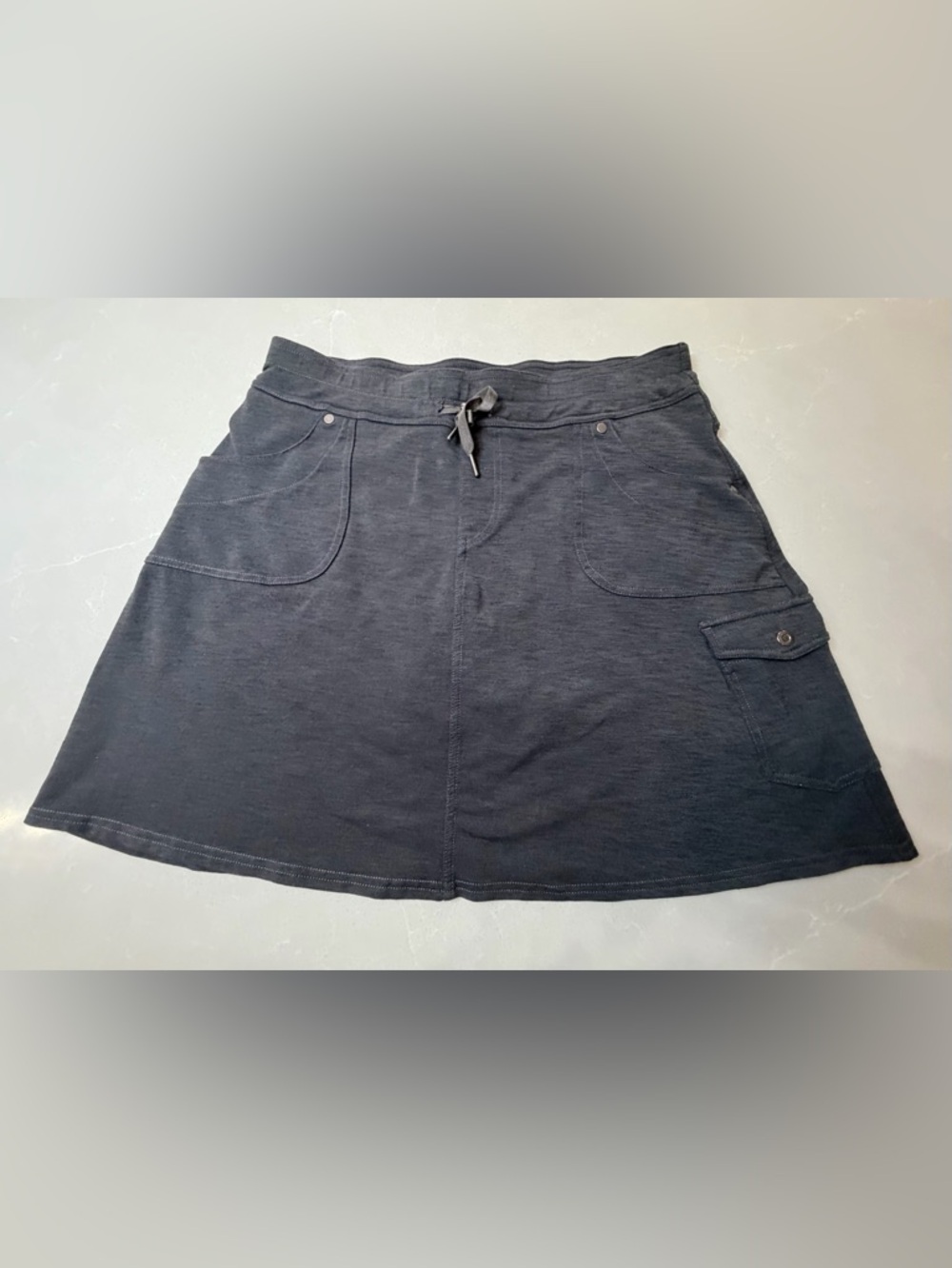 Kuhl Mova Women’s Charcoal Grey Drawstring Pocket Skort, M